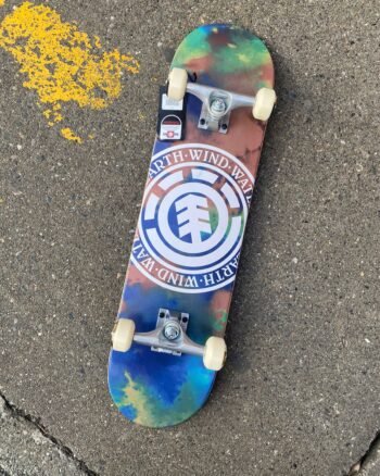 Skate Completa Element Magma - 7.75