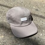Gorra 5 Paneles Merci - Gris